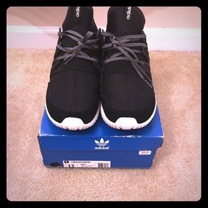 Men’s size 12 Tubular Radial